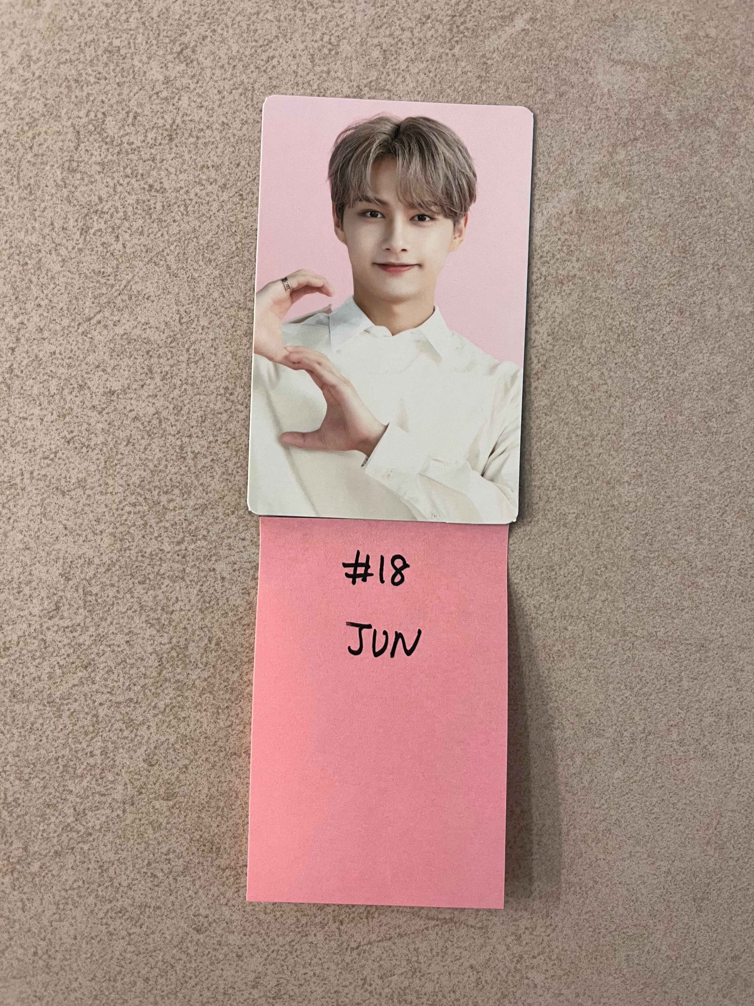 Seventeen Cafe in Seoul - Official Trading Photocard